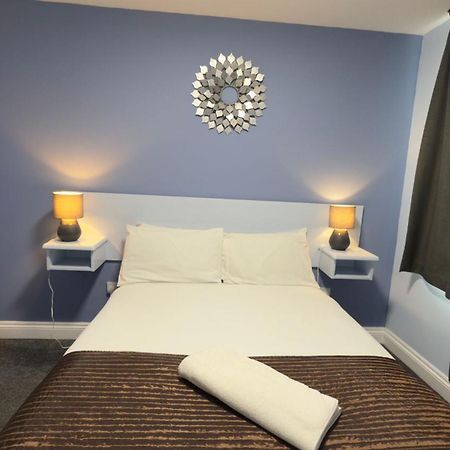The Terrace Lodge Hotel يوفيل المظهر الخارجي الصورة