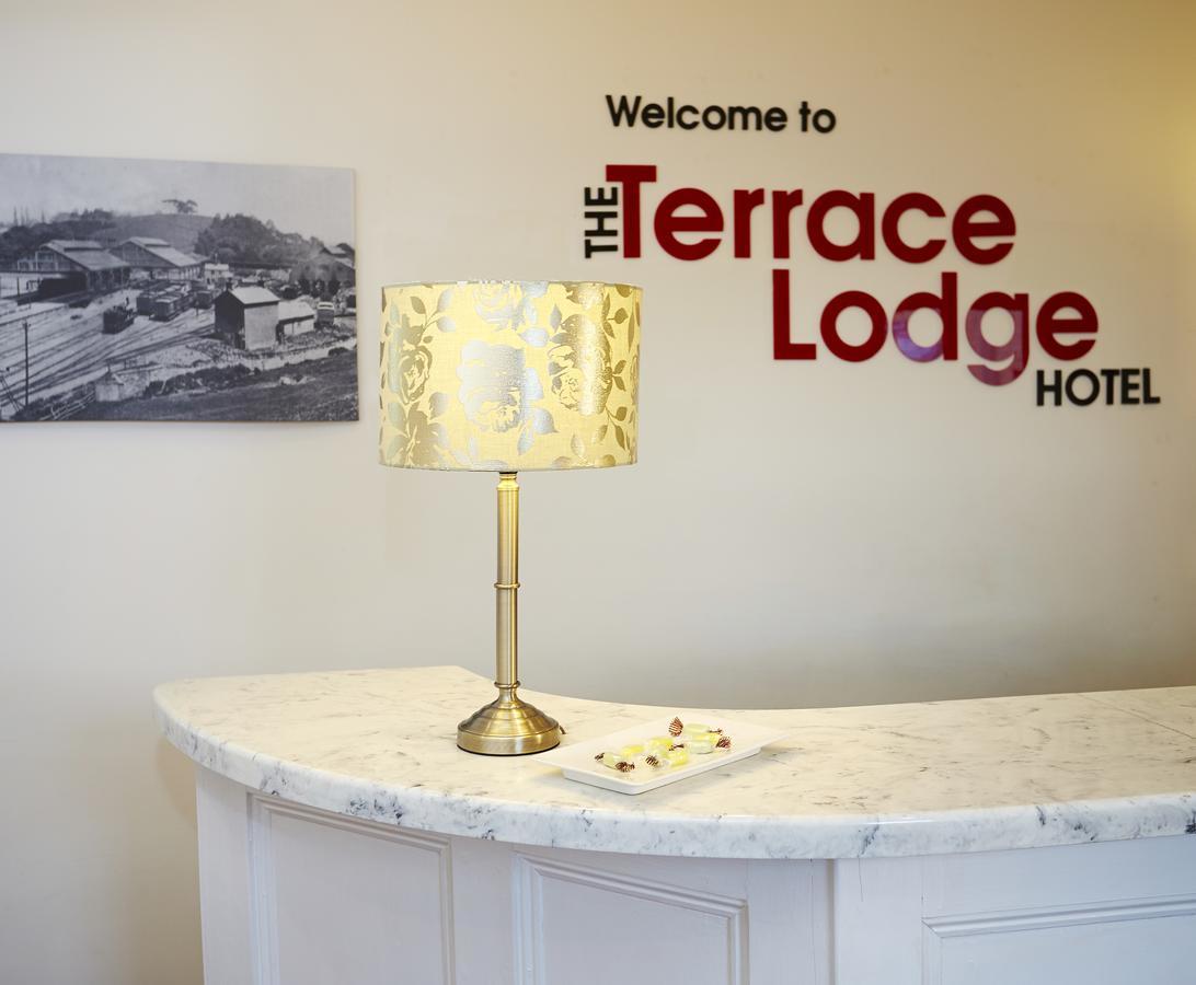 The Terrace Lodge Hotel يوفيل المظهر الخارجي الصورة